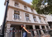 El lado de la Casa Tola que da hacia el bulevar 9 de Octubre será el único que mantendrá la imagen patrimonial, según el plan de remodelación de la vivienda.