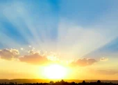 Referencial.Jornada marcada por lluvias intensas, calor sofocante y radiación UV extrema en varias regiones.