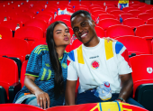 Del gol a la solidaridad. Jhon Arias y su esposa, Alejandra Ayala, pusieron manos a la obra para llevar ayuda a Chocó.