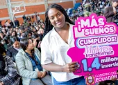 Mujeres estudiantes de institutos públicos podrán postular a la ayuda económica de $482 de Mujeres que Transforman 2026.