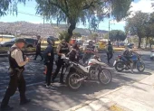 La Policía ha intensificado los operativos con controles a personas, vehículos y motocicletas.