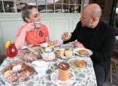 Tortas, galletas, pasteles y scones se sumana a la oferta de té que ofrece El Té Inglés Bakery Café, en Tumbaco.
