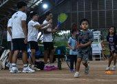Las pocas academias de tenis de campo en Filipinas han experimentado un crecimiento con una sola consigna: “Yo quiero ser como Alexandra”, dicen los más pequeños.