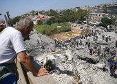 Labores de rescate se intensifican en Líbano tras ataques de Israel.