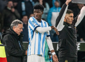 Alberto Campo durante su debut con Racing Club, al ingresar al minuto 60 ante Banfield por el Torneo Clausura argentino.
