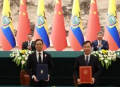 Autoridades de Ecuador y la República Popular China durante la firma de acuerdos que fortalecen la cooperación y trabajo conjunto.