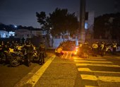 Policías y agentes de tránsito realizaron el operativo en el centro de Guayaquil la noche del jueves 20 de agosto.