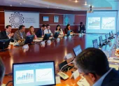 Representantes del FMI y de la Cámara de Industrias y Producción analizaron las perspectivas económicas de Ecuador y los principales desafíos para sostener el crecimiento.