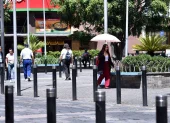 Se considera que existe una ola de calor cuando la temperatura máxima supera los 23 °C durante al menos dos días consecutivos.