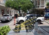 Una escultura de la calle Panamá, en el centro, registra daños, mientras expertos plantean diversificar las propuestas en la zona.