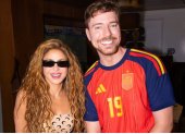 Shakira y Mr. Beast en el partido final del mundial pasado.