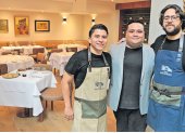 David Insandara, chef, junto a Jorge Morales, director de sala y sommelier, y Nicolás Weisson, head chef.