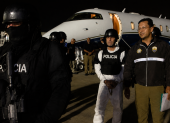 José Serrano en su arribo a Ecuador.