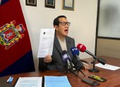 El concejal Andrés Campaña presentó el informe de Contraloría sobre la compra de seis camiones recolectores de basura adquiridos por Emaseo.