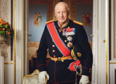 El rey Harald de Noruega, quien falleció viernes 28 de agosto de 2026, padecía una anemia hemolítica.