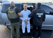 José Serrano fue deportado desde Estados Unidos y trasladado a Ecuador bajo custodia.