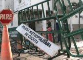 Escombros ocasionados por la detonación de un vehículo cargado con explosivos este 1 de septiembre de 2026 en Los Patios (Colombia).