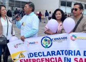 Los pacientes con fibrosis quística recientemente realizaron un plantón para exigir un tratamiento portuno al Estado ecuatoriano.