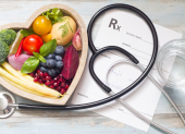 La producción nacional de alimentos y medicinas es planteada como una prioridad para garantizar el abastecimiento en Ecuador.
