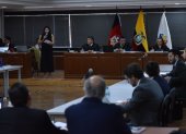 El Tribunal está conformado por los jueces Manuel Cabrera, Daniella Camacho y Julio Inga.