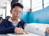 El país retrocedió respecto a 2017 en matemáticas y lectura, mientras ciencias se mantuvo estable.