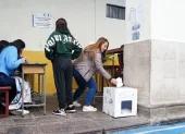 Quienes tengan un impedimento para cumplir como miembros de mesa deberán presentar documentos que respalden su situación.