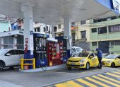 El presidente Daniel Noboa anunció una nueva reducción de tres centavos por galón en la gasolina Extra, Ecopaís y el diésel.