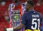 Willian Pacho es bicampeón de la Champions League con PSG.