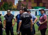 Una de las inspecciones al estadio Alejandro Ponce escenario del partido Astillero FC y Católica.
