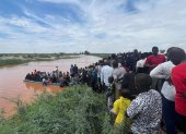 Personas desplazadas en el condado de Garissa, en el este de Kenia, como consecuencia de fuertes lluvias e inundaciones.
