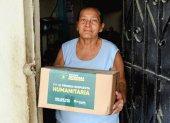 Imagen referencial de entrega de kits gratuitos que hace el Municipio de Samborondón.