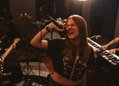 Mar Rendón llegará a Guayarte este sábado 12 de septiembre con su concierto Boicot, programado para las 20:00.