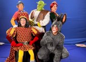 El elenco de Shrek, el musical
