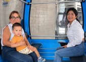 Los bebés de 0 a 2 años pueden viajar en la Aerovía sin pagar pasaje, presentando su cédula de identidad.