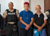 La Policía Nacional y Migración realizaron operativos simultáneos en Quito, donde 38 extranjeros fueron trasladados para verificar su situación migratoria correspondiente
