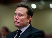 Elon Musk, empresario que también considera que hay que ser cauteloso en el desarrollo de la IA.