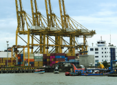 Las exportaciones ecuatorianas alcanzaron un récord en 2026, impulsadas principalmente por petróleo, minería y camarón.