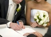 El Registro Civil de Guayaquil ofrece el servicio de matrimonio a domicilio para parejas que prefieren realizar la ceremonia fuera de sus oficinas.