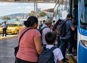 El alza de los pasajes en Santa Elena genera cuestionamientos por el costo del transporte y la falta de explicaciones técnicas.