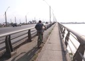 El Puente de la Unidad Nacional fue escenario de otro accidente de tránsito.