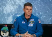 Reid Wiseman, comandante de Artemis II declaró ante los medios después su misión a la luna.