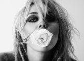 Portada del nuevo álbum de Miley Cyrus que estará disponible a partir del 18 de septiembre.