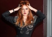 Su nuevo color de cabello es parte de ese cambio que también se refleja en su estilo.