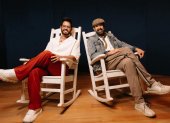 El videoclip del tema se estrenó en Youtube el viernes 18 de septiembre y es protagonizado por ambos artistas.