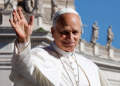 El papa León XIV, el pasado 16 de septiembre a su llegada a la audiencia general semanal en la Plaza de San Pedro, Ciudad del Vaticano.