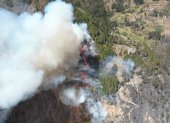 Las altas temperaturas registradas en Cuenca complican el control de los incendios forestales y se lo ha tomado como una acción para combatir el fenómeno de El Niño.