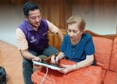 Las brigadas del Registro Civil acercan la cedulación a comunidades y domicilios de personas que tienen dificultades para movilizarse.