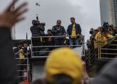 Flavio Bolsonaro, candidato en las elecciones e hijo del expresidente brasileño Jair Bolsonaro, convoca a una manifestación en la Avenida Paulista el 7 de septiembre, en São Paulo, Brasil.
