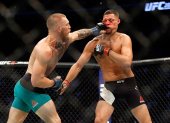 onor McGregor (i) y Nate Díaz protagonizaron uno de los enfrentamientos históricos en el desarrollo de la UFC. Tuvieron dos combates en 2016, ganaron uno cada uno.
