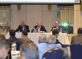 El presidente de LigaPro, Miguel Ángel Loor (c), condujo la sesión del consejo de presidentes realizada en Guayaquil.
CONSEJO DE PRESIDENTES LIGA PRO FECHA:27/09/2024 AG-PERIODISYA AG EXPRESO AG-GRANASA